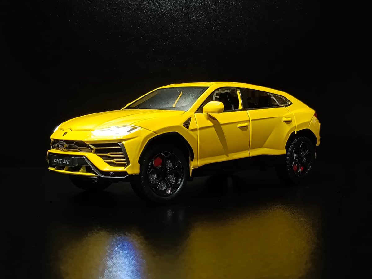 Lamborghini Urus S Amarillo