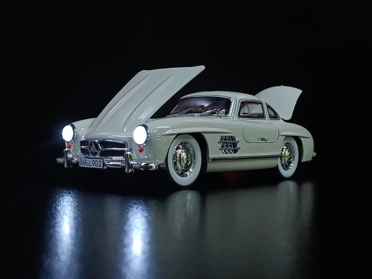 Mercedes Benz 300 SL Blanco