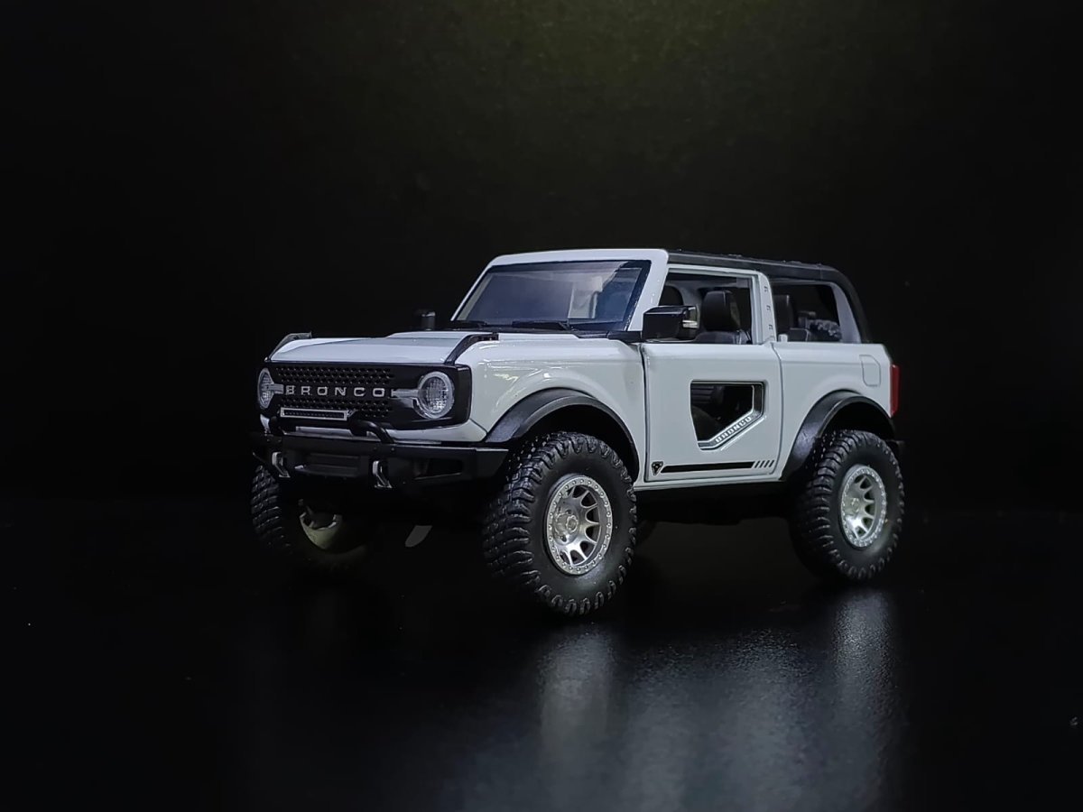 Ford Bronco Blanco