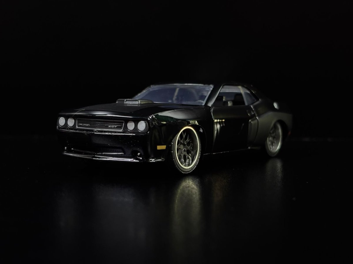 Dom's Dodge Challenger SRT8