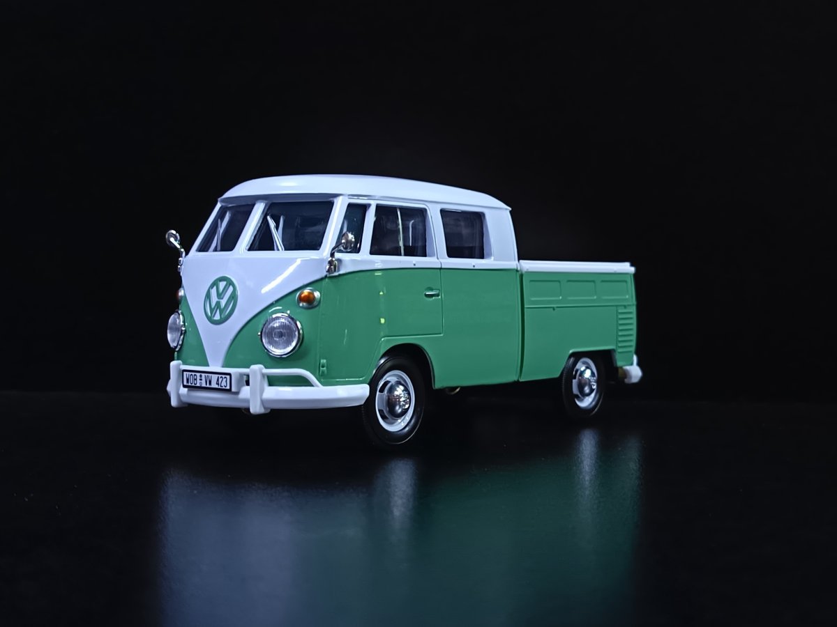 Volkswagen Type 2 Double Cab PickUp