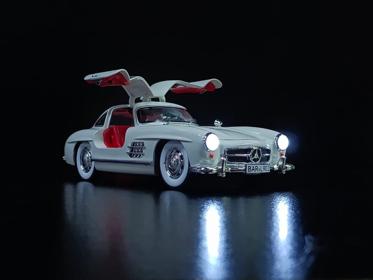 Mercedes Benz 300 SL Blanco - Imagen 2