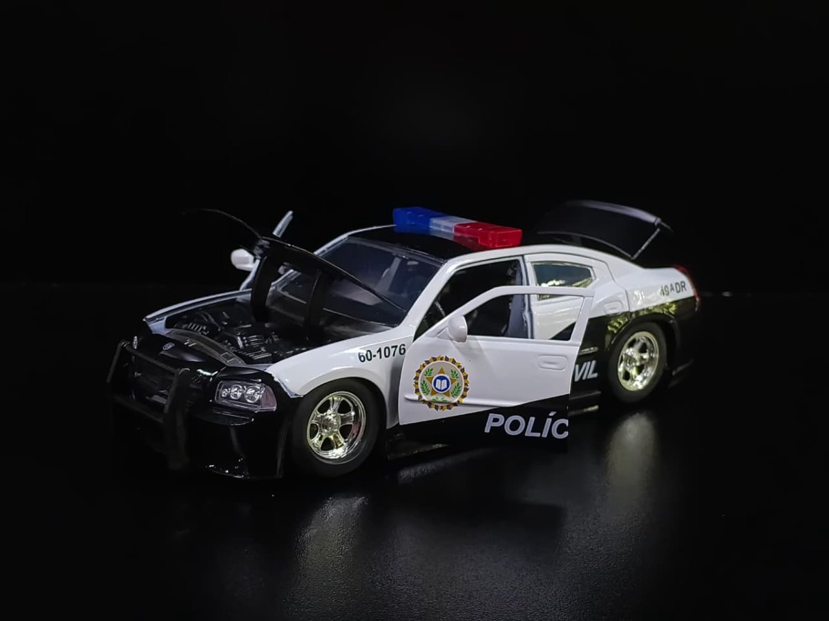 Dodge Charger 2006 Police - Imagen 3