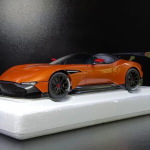 Aston Martin Vulcan AutoArt 1:18