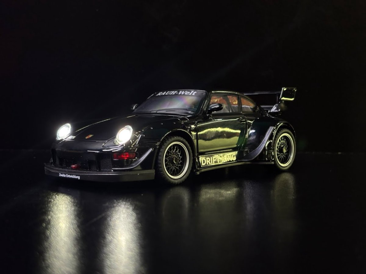 Porsche 911 RWB Negro 1:24