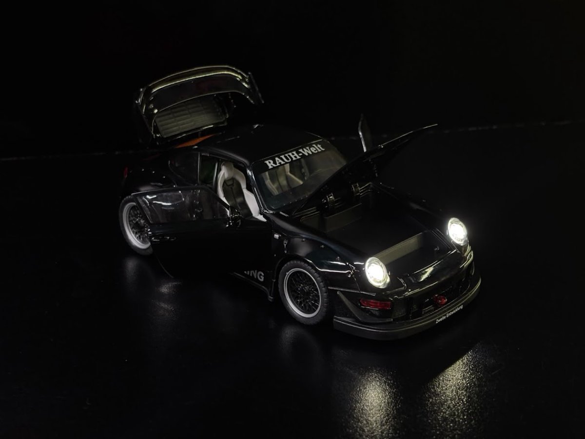 Porsche 911 RWB Negro 1:24