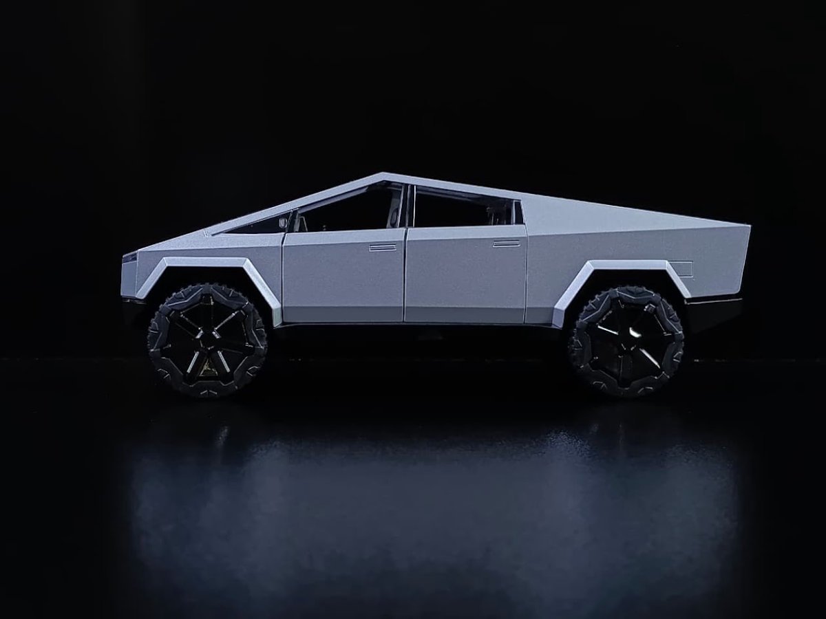Tesla Cibertruck Gris 1:24